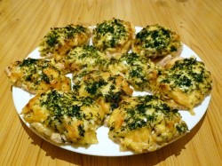 название картинки Куриная грудка с грибами и сыром в духовке