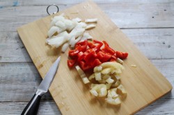 название картинки Куриная грудка в духовке с картошкой и сыром