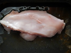 Куриная грудка с овощами в духовке