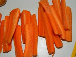 Куриная грудка с овощами в духовке