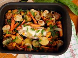 Куриная грудка с овощами в духовке