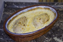 Куриная грудка в соусе в духовке