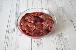 Куриная печень, запеченная под сыром