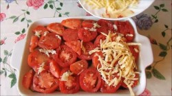 Куриная запеканка с баклажанами и помидорами и сыром - шаг 6