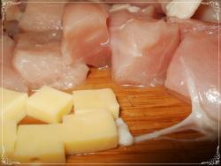 название картинки Куриные наггетсы с сыром на сковороде