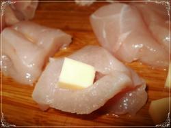 название картинки Куриные наггетсы с сыром на сковороде