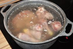 название картинки Куриный холодец из ножек курицы без желатина