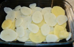 название картинки Куриное филе с картошкой в духовке