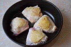 название картинки Курица в сливочном соусе в духовке