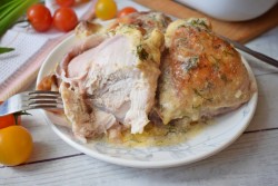 название картинки Курица в сливочном соусе в духовке