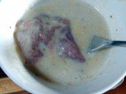 Куриное филе в сухарях на сковороде