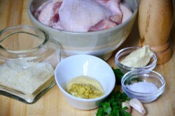 Куриные бедра с хрустящей корочкой в духовке