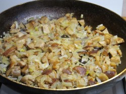 название картинки Куриные голени фаршированные грибами