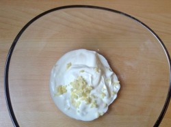 Куриные голени в сметане в духовке - шаг 1