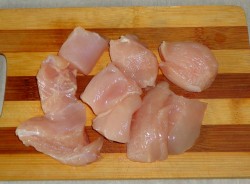 название картинки Куриные грудки в панировке на сковороде