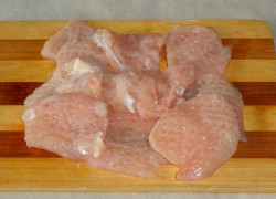 название картинки Куриные грудки в панировке на сковороде