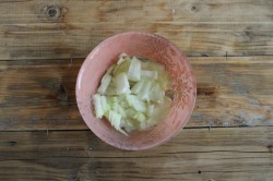 Куриные желудки на сковороде