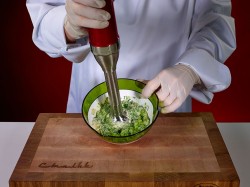 Куриные котлеты тапака с зеленью - шаг 5