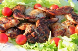 название картинки Куриные крылышки барбекю на мангале