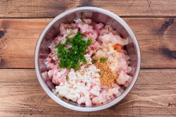 название картинки Куриные купаты в духовке