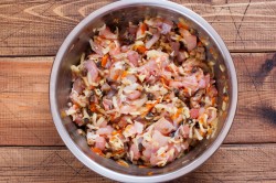 Фаршированные куриные ножки в духовке