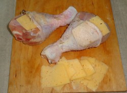 Куриные ножки в слоеном тесте - шаг 3