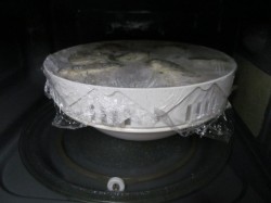 Куриные паровые котлеты в микроволновке