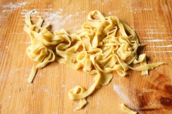 Куриный бульон с лапшой - шаг 16 Куриный бульон с лапшой - шаг 16