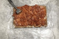Куриный рулет с желатином - шаг 6