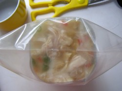 Куриный рулет в бутылке