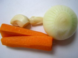 Куриный рулет в бутылке