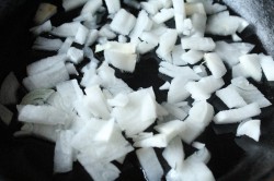 Куриный суп с капустой и картошкой