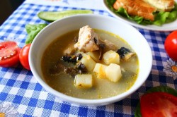 название картинки Куриный суп с шампиньонами и плавленным сыром