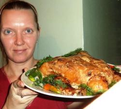 название картинки Новогодняя курица с грибами и блинами