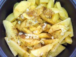 Курица тушеная с картошкой в мультиварке