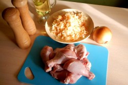 Курица с квашеной капустой - шаг 1