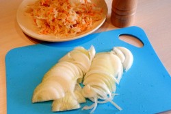 Курица с квашеной капустой - шаг 4