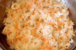 Курица с квашеной капустой - шаг 6