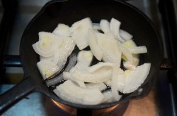 название картинки Квашеная капуста жареная на сковороде