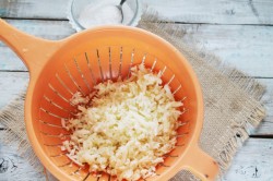 Квашеная капуста с грибами на зиму