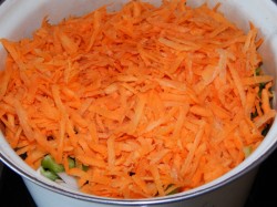 Квашеная капуста с хреном на зиму - шаг 3