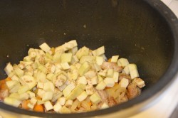 Лагман из говядины в мультиварке