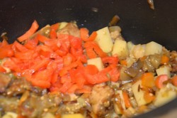 Лагман из говядины в мультиварке