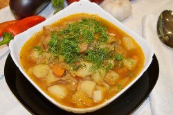 Лагман из говядины в мультиварке