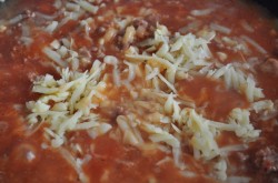 Лапша с томатной подливой из фарша - шаг 4 Лапша с томатной подливой из фарша - шаг 4