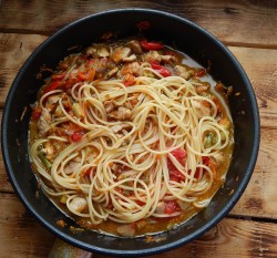Лапша удон с курицей терияки и овощами - шаг 11 Лапша удон с курицей терияки и овощами - шаг 11