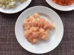 Лапша вок с курицей и овощами - шаг 3 Лапша вок с курицей и овощами - шаг 3