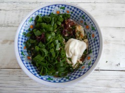 Лаваш с плавленным сыром и яйцом