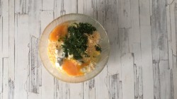 Лаваш с творогом и сыром в духовке