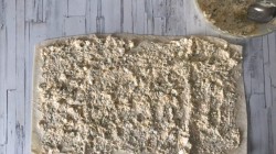 Лаваш с творогом и сыром в духовке